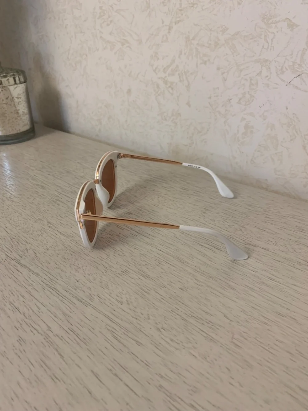 Women’s White and RoseGold-Toned Large Frame Sunglasses